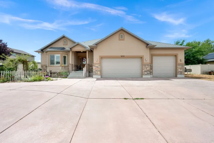 3233 W 1680 N, Clinton, Utah 84015