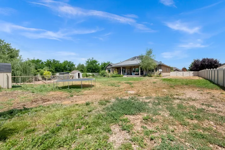 3233 W 1680 N, Clinton, Utah 84015