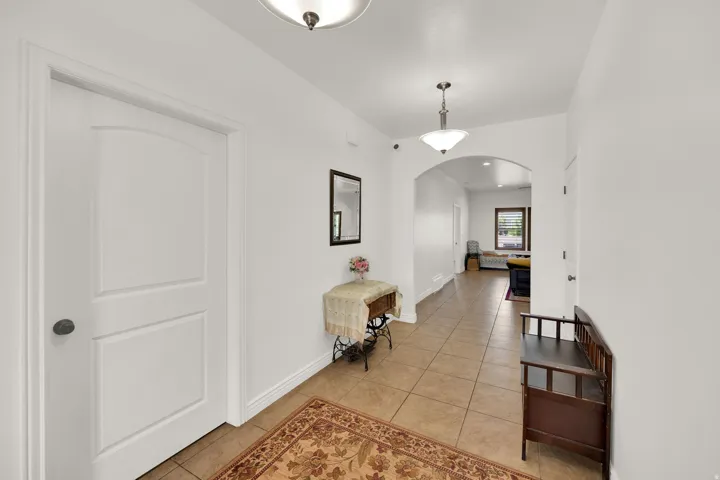3233 W 1680 N, Clinton, Utah 84015