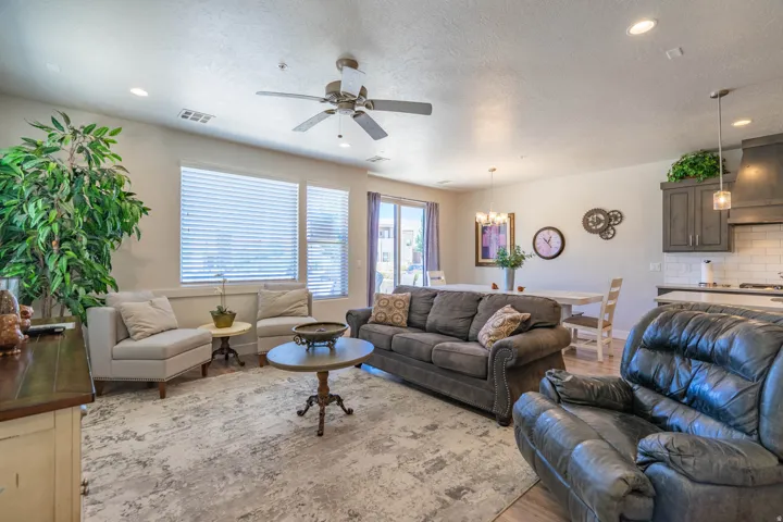 2322 N Park Center Dr #39, Washington, Utah 84780