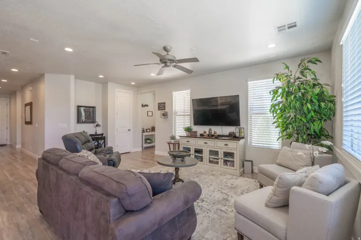 2322 N Park Center Dr #39, Washington, Utah 84780