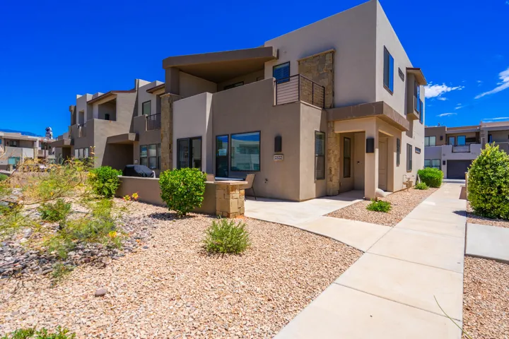 2322 N Park Center Dr #39, Washington, Utah 84780