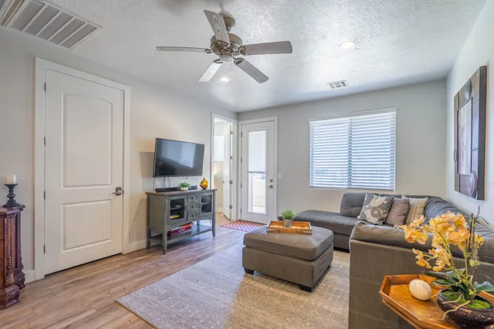 2322 N Park Center Dr #39, Washington, Utah 84780