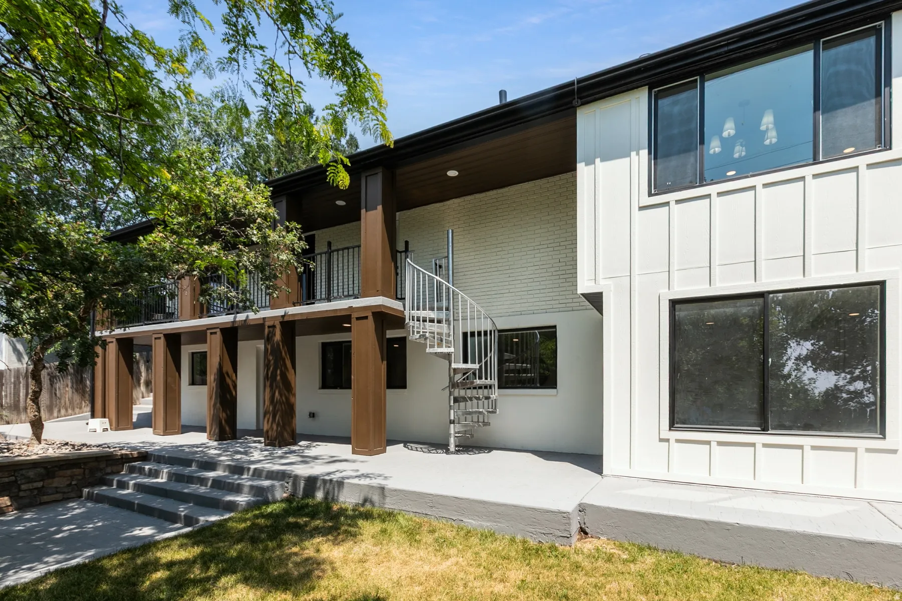 Outdoor building