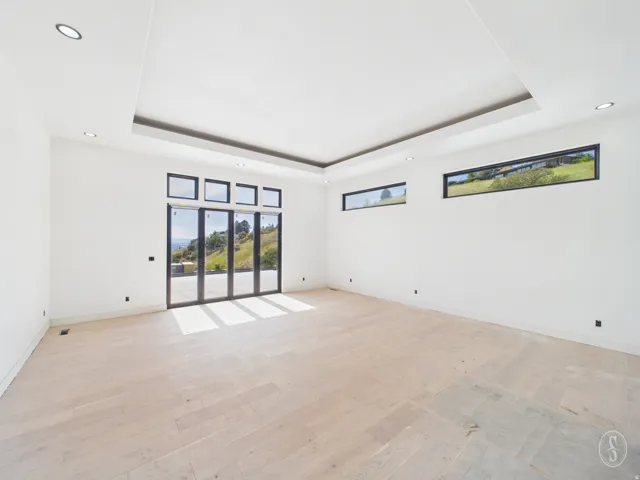 Empty room