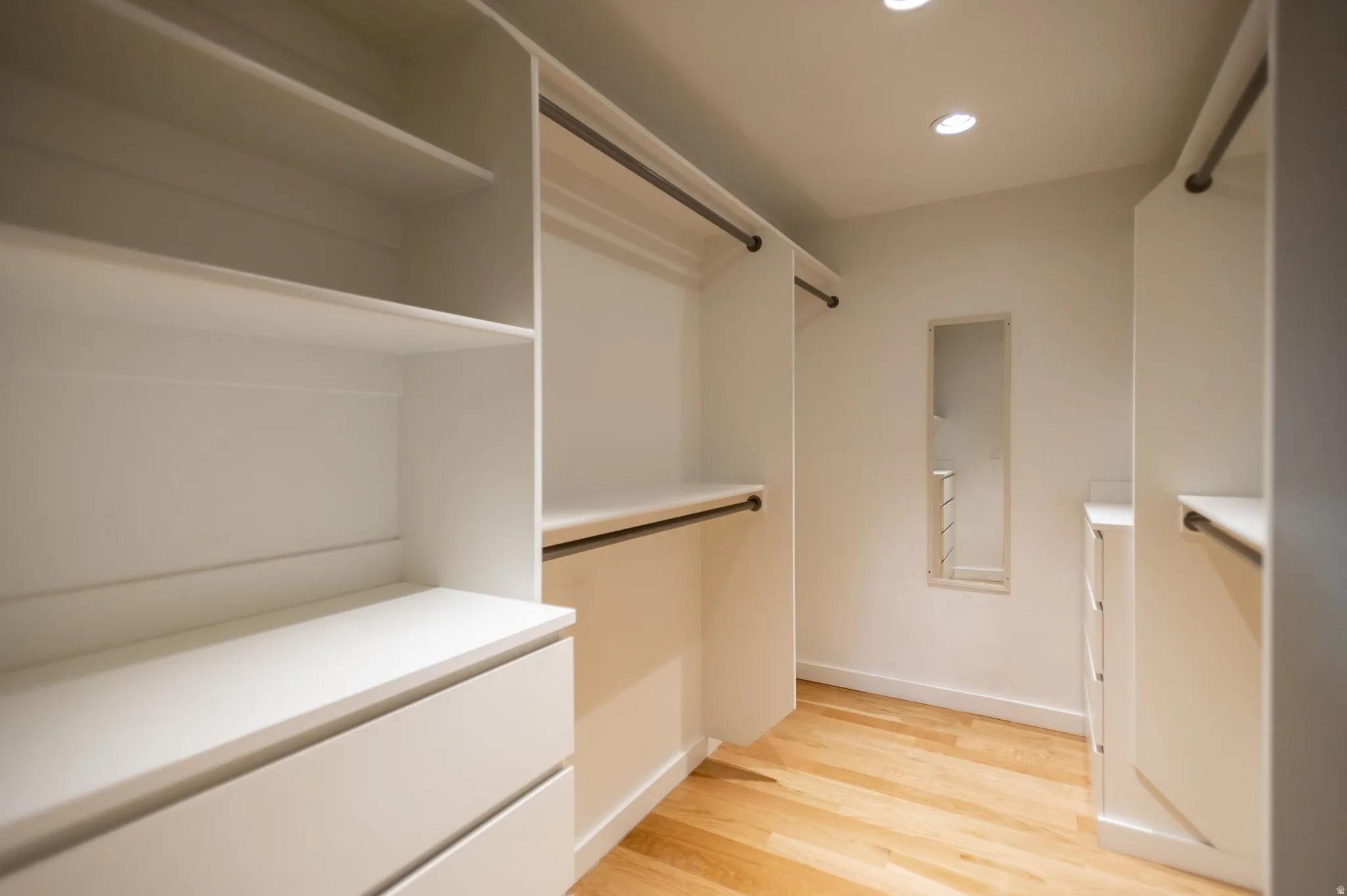 Walk in closet