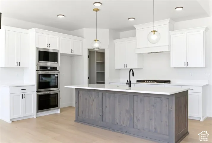 Photo of similar home - Finishes may vary