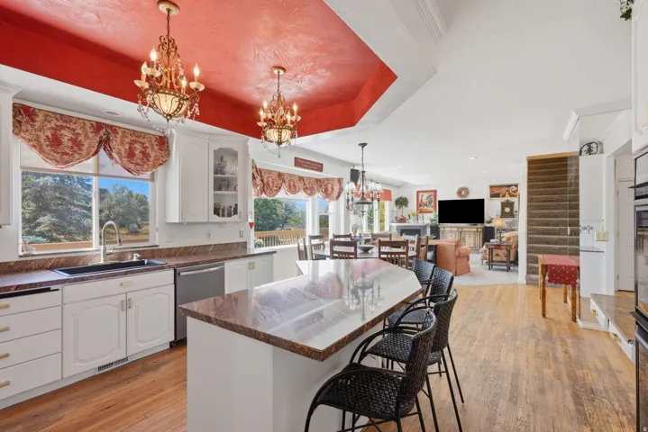 271 W Golden Harvest Rd, Draper, Utah 84020
