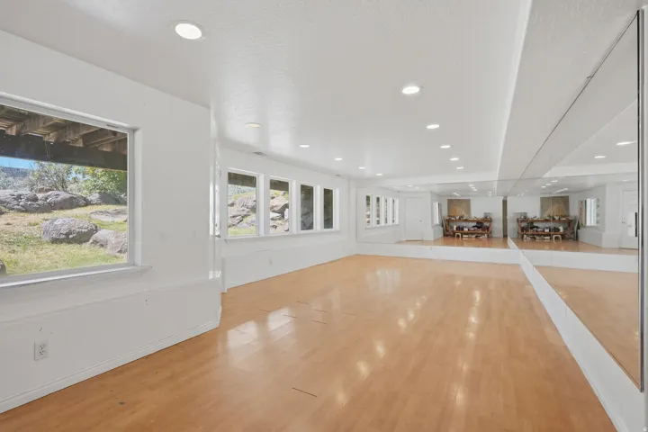 271 W Golden Harvest Rd, Draper, Utah 84020