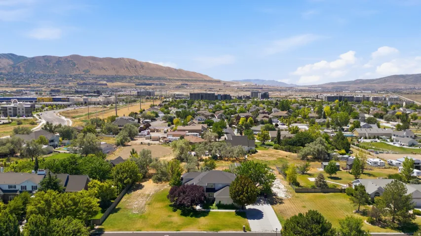 271 W Golden Harvest Rd, Draper, Utah 84020