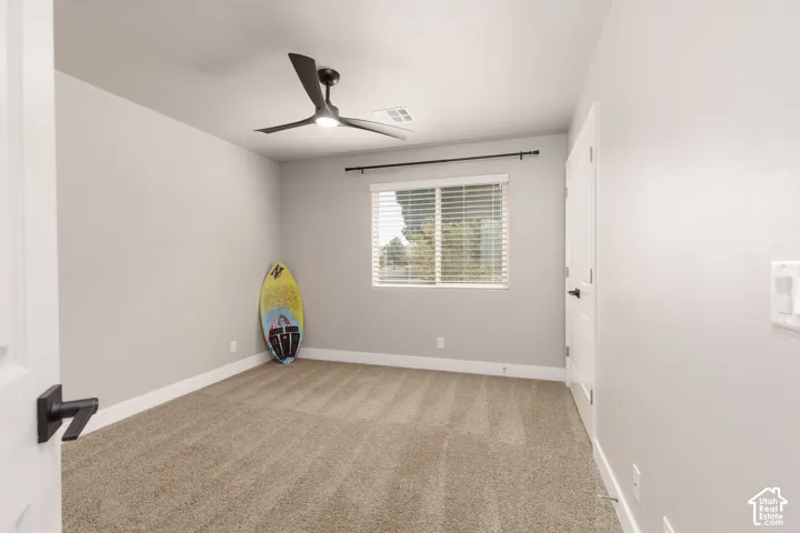 Guest bedroom 2, will fit a queen size bed and dresser