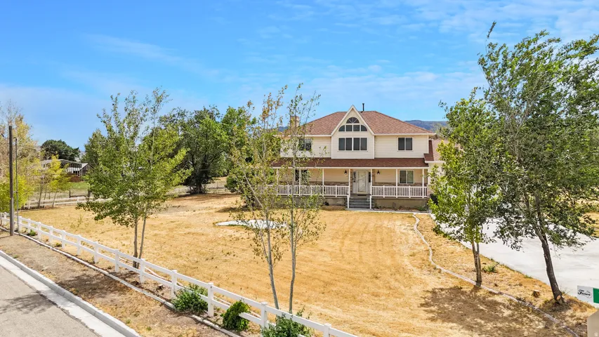 190 E 600 N, Ferron, Utah 84523