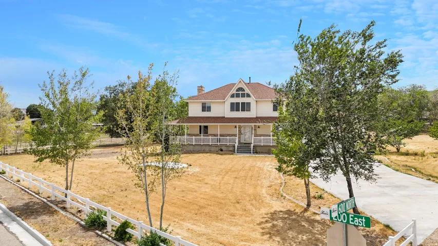 190 E 600 N, Ferron, Utah 84523