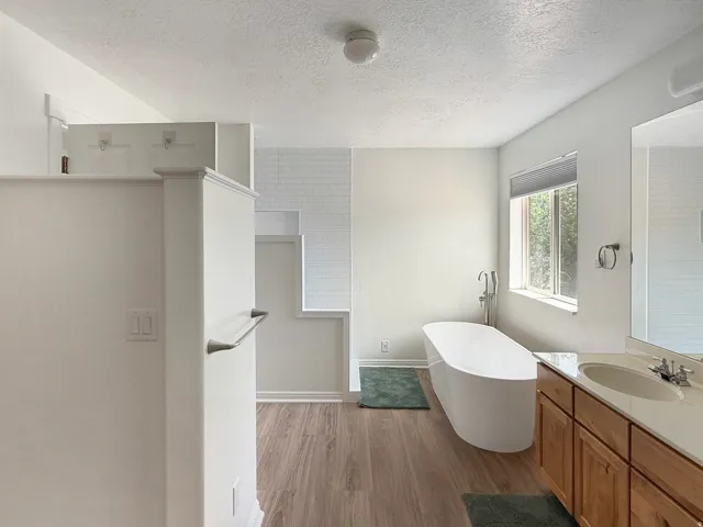 190 E 600 N, Ferron, Utah 84523