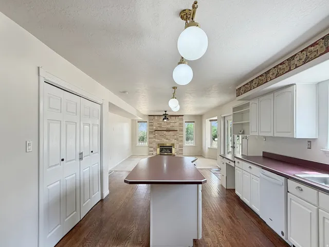 190 E 600 N, Ferron, Utah 84523