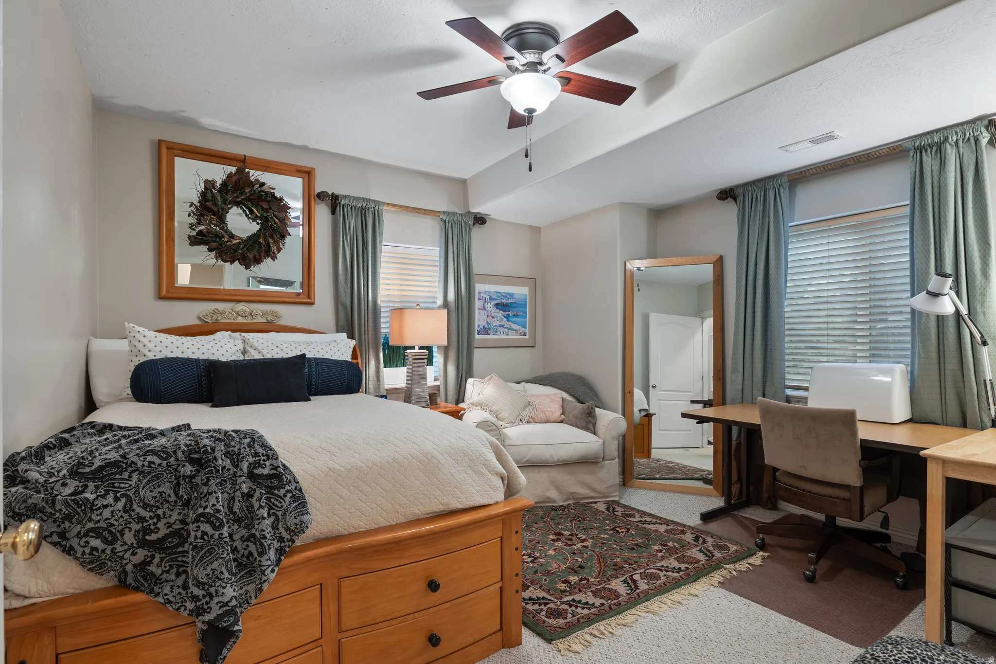 1 of 4 Basement Bedrooms