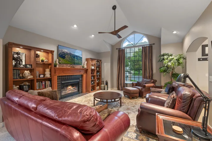 475 E Silverleaf Dr, Alpine, Utah 84004