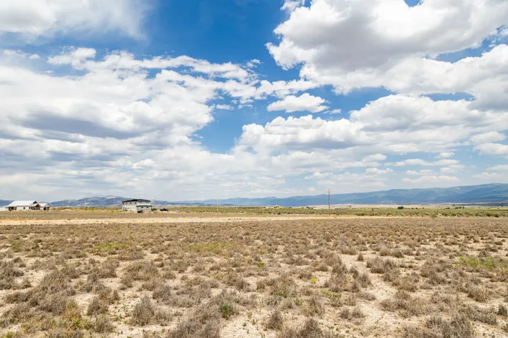 935 E 14250 N, Wales, Utah 84667