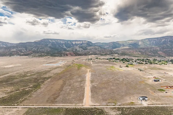 935 E 14250 N, Wales, Utah 84667
