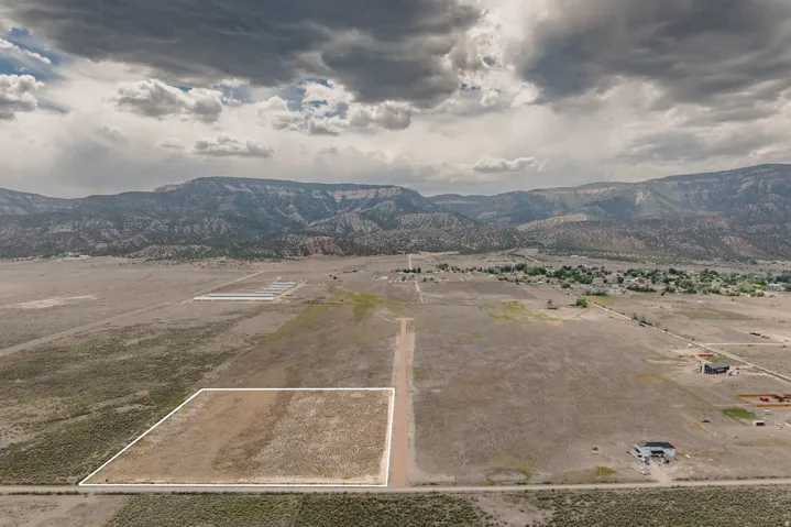 935 E 14250 N, Wales, Utah 84667
