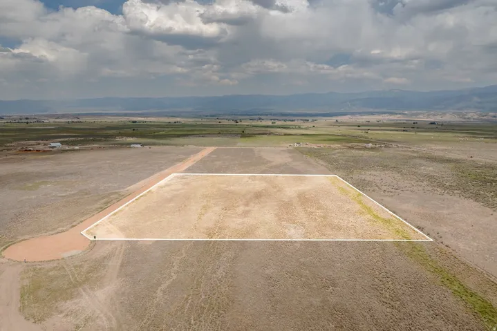 670 E 14250 N, Wales, Utah 84667