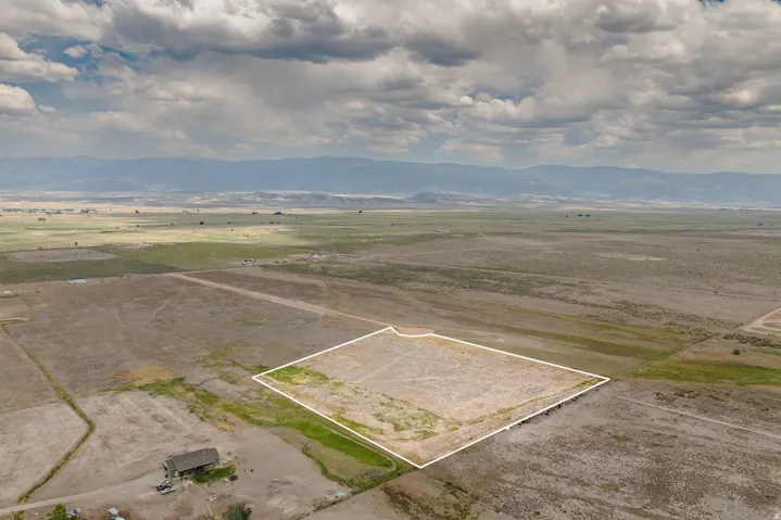 585 E 14250 N, Wales, Utah 84667