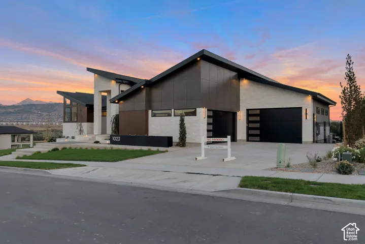 1023 W Reining Way, Riverton, Utah 84065