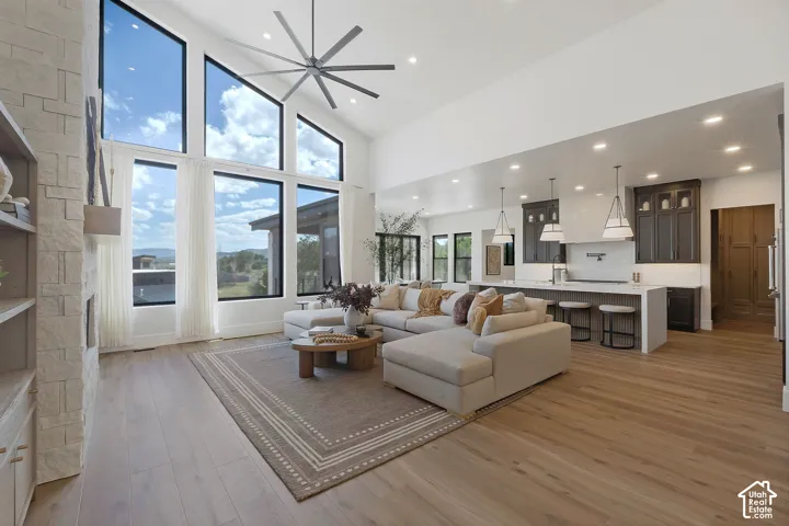 1023 W Reining Way, Riverton, Utah 84065