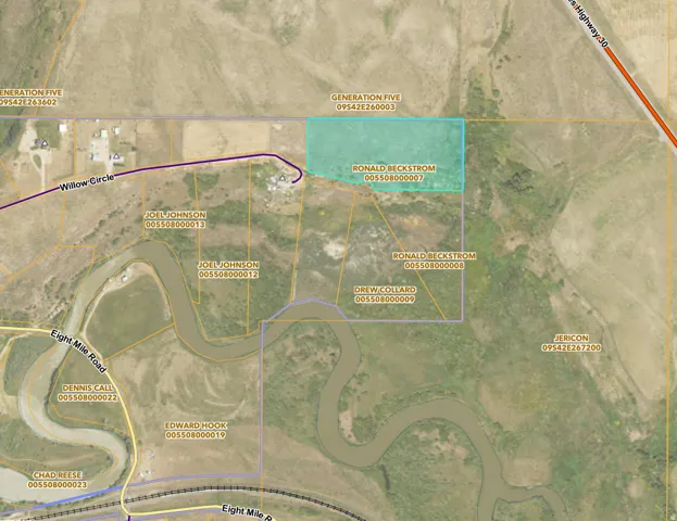 Parcel Map. Displaying property boundaries, owner details, and road designations