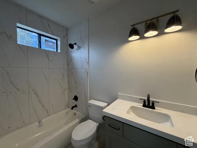 1664 W Felt Dr #13, Lehi, Utah 84043