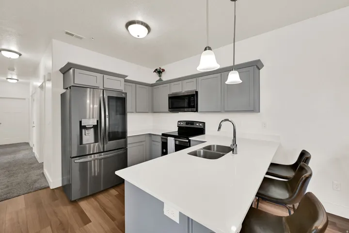 1794 W Eaglewood Dr #201, Saratoga Springs, Utah 84045