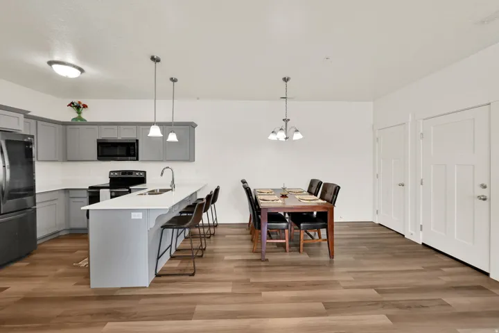 1794 W Eaglewood Dr #201, Saratoga Springs, Utah 84045