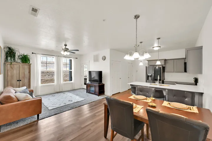 1794 W Eaglewood Dr #201, Saratoga Springs, Utah 84045