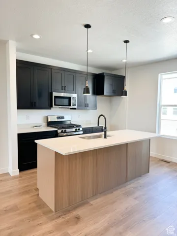 7604 S Clipper Hill Rd #426, West Jordan, Utah 84081