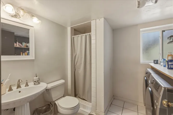 6363 S Uyeda Ct, West Jordan, Utah 84081