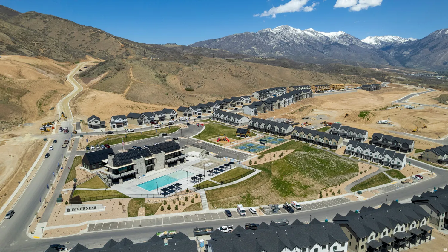 Aerial view showcasing a modern community with extensive amenities