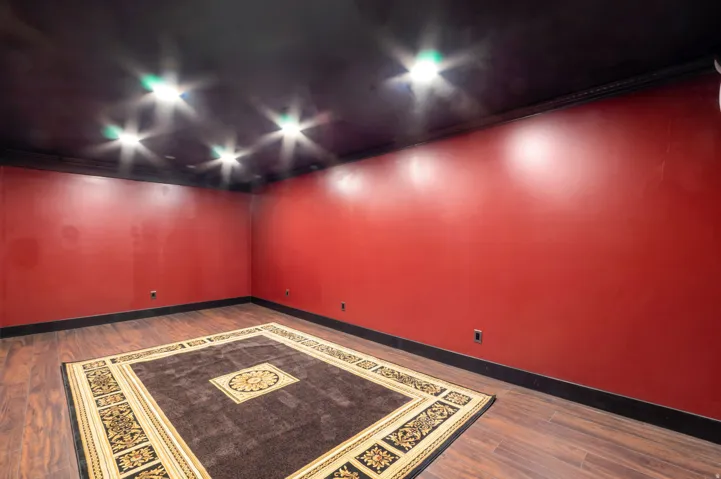 Empty room