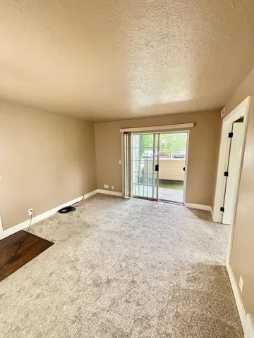 COVERED PATIO OFF OF THE FAMILY ROOM!