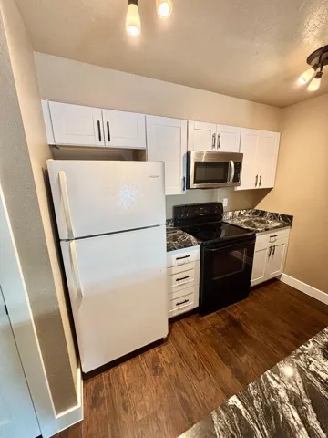 1212 E Waterside Cv #10, Cottonwood Heights, Utah 84047