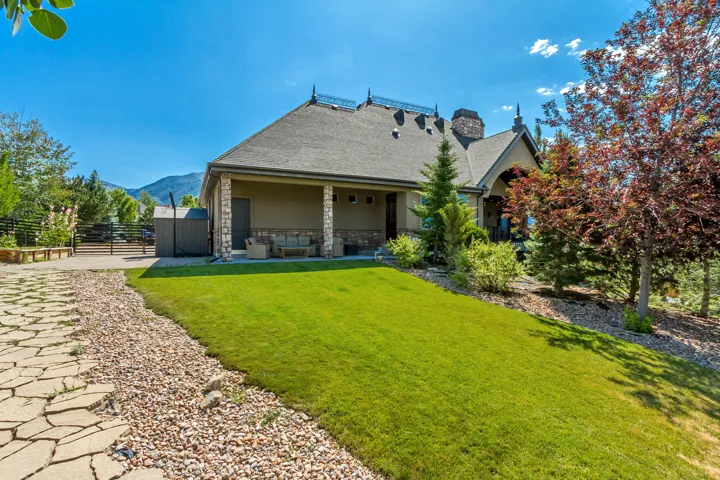 12527 N Wildflower Ln, Highland, Utah 84003