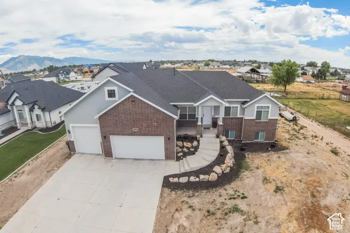 2543 W 3100 N, Farr West, Utah 84404