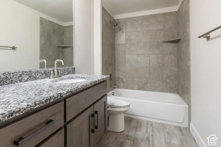 2543 W 3100 N, Farr West, Utah 84404