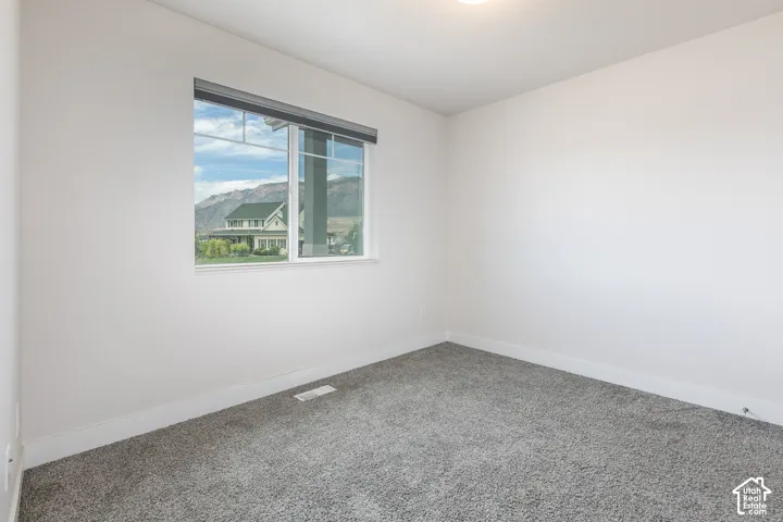 2543 W 3100 N, Farr West, Utah 84404