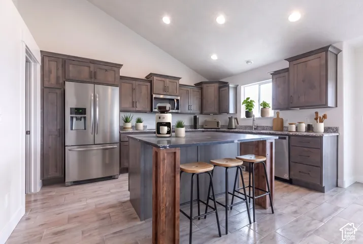 2543 W 3100 N, Farr West, Utah 84404