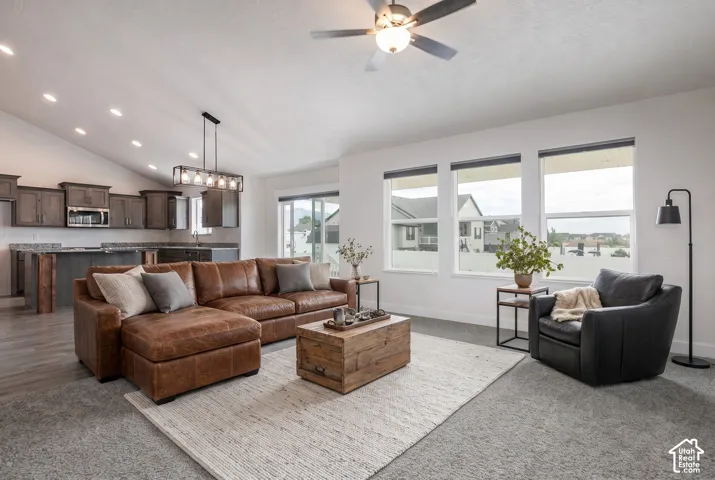 2543 W 3100 N, Farr West, Utah 84404