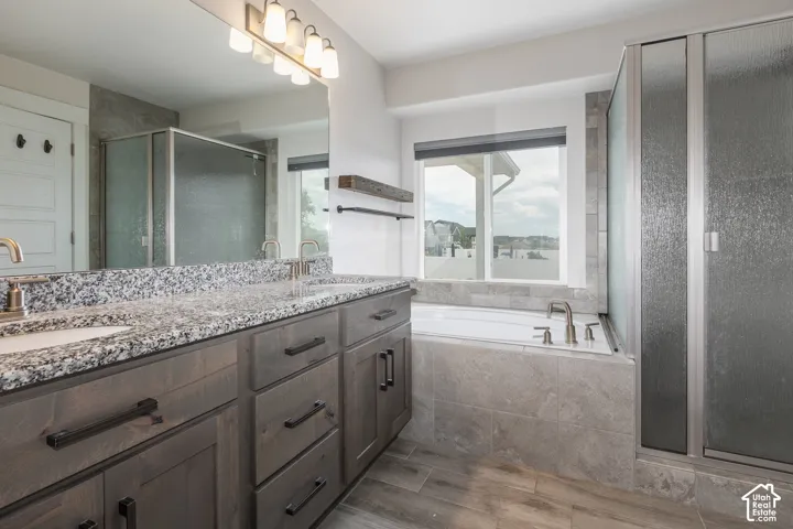 2543 W 3100 N, Farr West, Utah 84404
