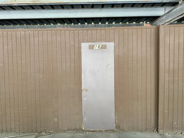 Personal storage unit adjacent to the private parking spot