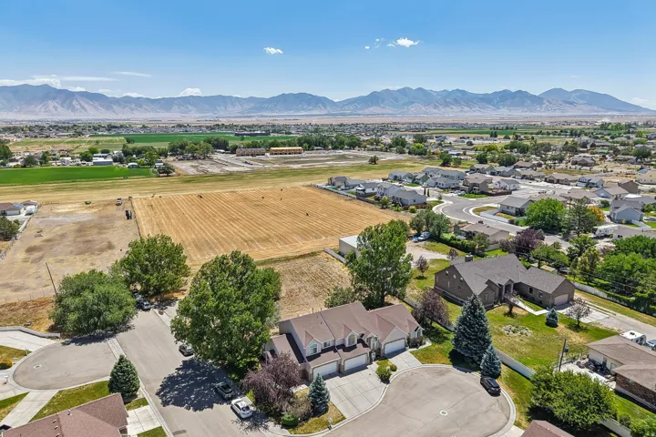 175 S Country Ct, Grantsville, Utah 84029