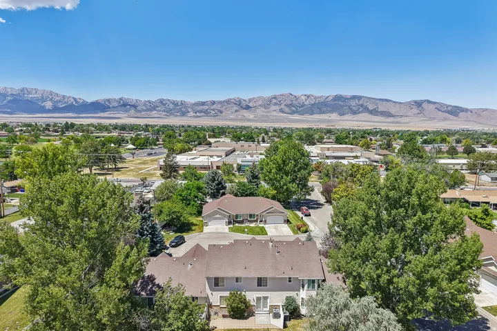 175 S Country Ct, Grantsville, Utah 84029