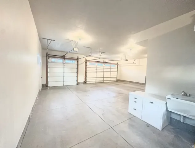 6113 Park Meadow Dr, Mountain Green, Utah 84050